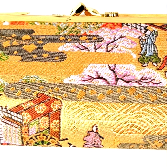 Vintage Women's Handmade Clutch - Picture 2 of 6